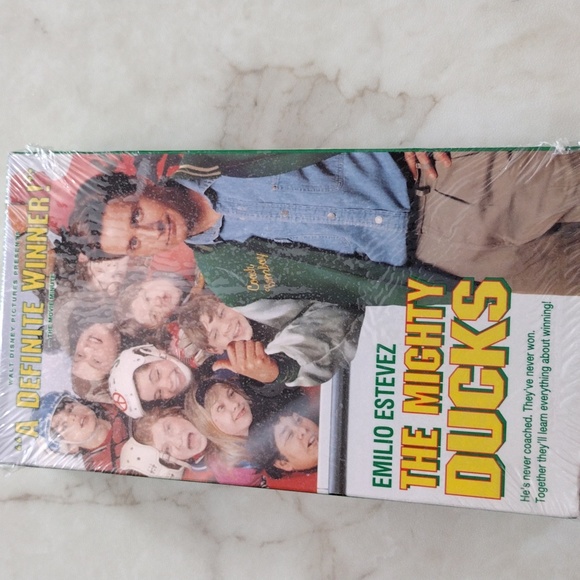 The Mighty Ducks VHS movie. - Picture 1 of 4